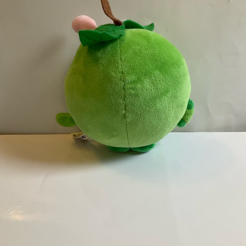 Shopkins Apple Blossom Plush - Picture 3 of 7
